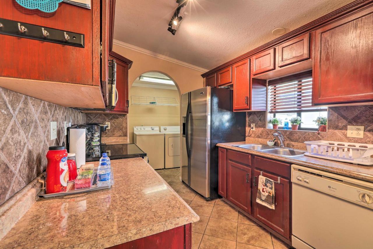 Page Home With Patio And Bbq, 3 Mi To Lake Powell! Exterior foto
